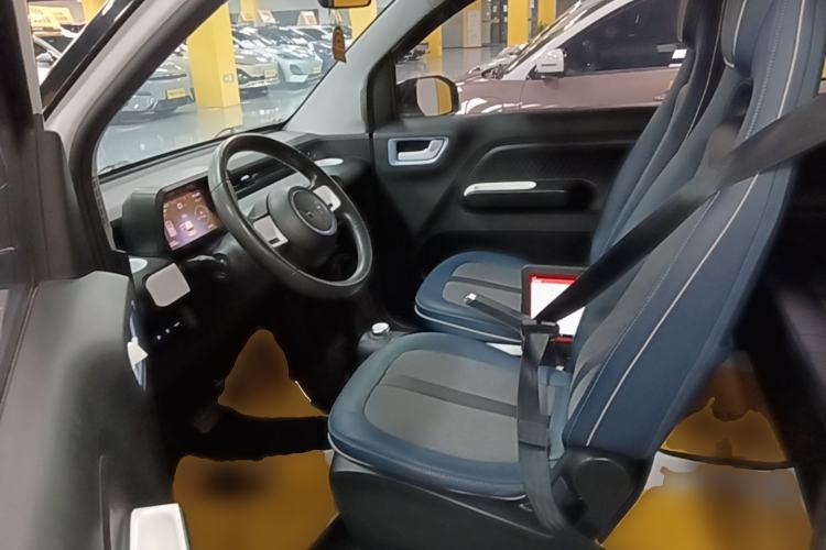 Used Wuling Hongguang MINIEV 2022 GAMEBOY 200km Gaming Edition with Lithium Iron Phosphate Left Front Seat