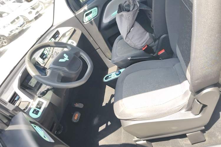 Used Wuling Hongguang MINIEV 2022 Easy Version Lithium Iron Phosphate Left Front Seat