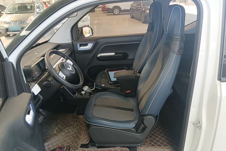 Used Wuling Hongguang MINIEV 2022 GAMEBOY 200km Gaming Edition with Lithium Iron Phosphate Left Front Seat