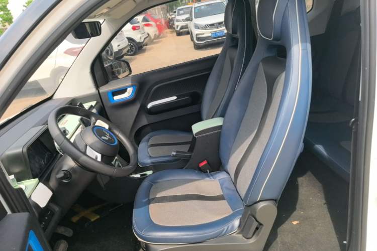 Used Wuling Hongguang MINIEV 2022 GAMEBOY 200km Gaming Edition with Lithium Iron Phosphate Left Front Seat