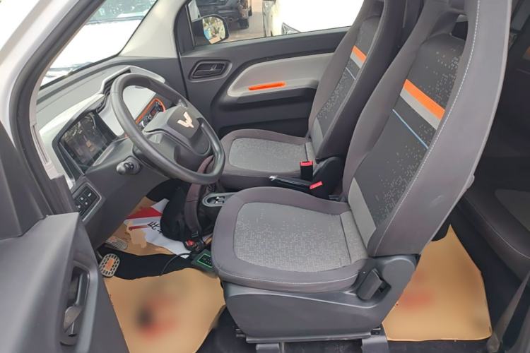 Used Wuling Hongguang MINIEV 2022 Zizai Version Lithium Iron Phosphate Left Front Seat