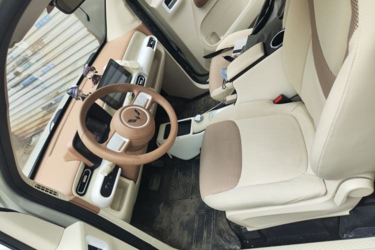 Used Wuling Hongguang MINIEV 2022 Macaron Premium Model – Lithium Ternary Battery Left Front Seat
