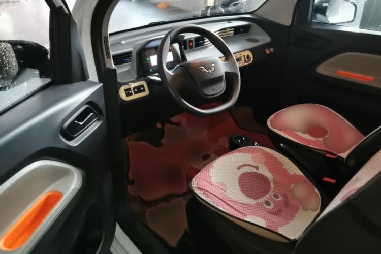 Used Wuling Hongguang MINIEV 2022 Easy Version Lithium Iron Phosphate Left Front Seat
