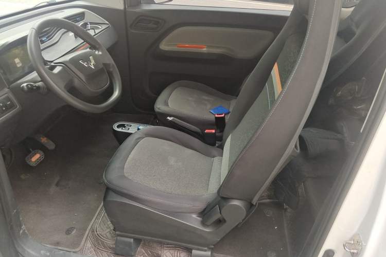 Used Wuling Hongguang MINIEV 2022 Enjoy Edition Lithium-Ion Battery Left Front Seat