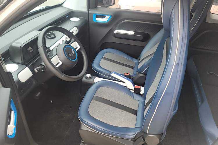 Used Wuling Hongguang MINIEV 2022 GAMEBOY 200km Gaming Edition with Lithium Iron Phosphate Left Front Seat