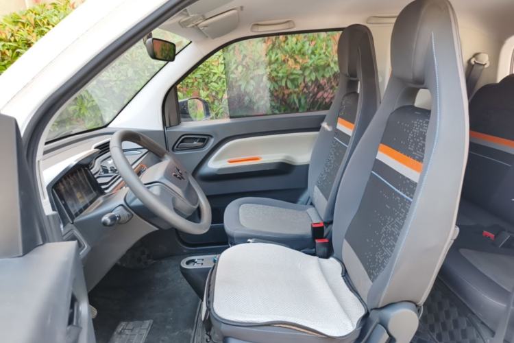 Used Wuling Hongguang MINIEV 2022 Macaron Fashion Model Lithium Iron Phosphate Left Front Seat