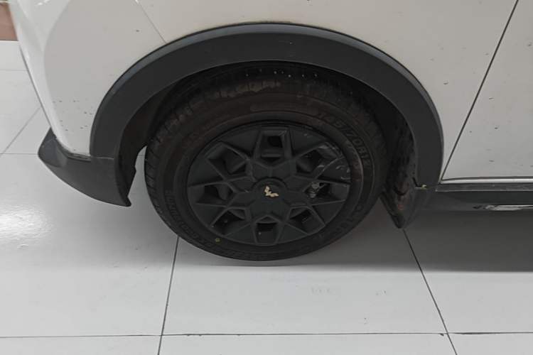 Used Wuling Hongguang MINIEV 2022 GAMEBOY 300km Enthusiast Model with Lithium Iron Phosphate Left Front Wheel Hub