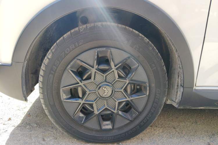 Used Wuling Hongguang MINIEV 2022 GAMEBOY 300km Enthusiast Model with Lithium Iron Phosphate Left Front Wheel Hub