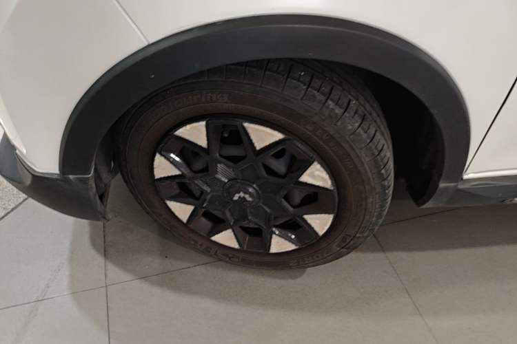 Used Wuling Hongguang MINIEV 2022 GAMEBOY 300km Enthusiast Model with Lithium Iron Phosphate Left Front Wheel Hub