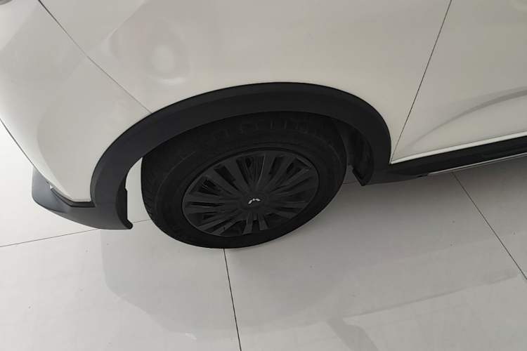 Used Wuling Hongguang MINIEV 2022 GAMEBOY 200km Gaming Edition with Lithium Iron Phosphate Left Front Wheel Hub