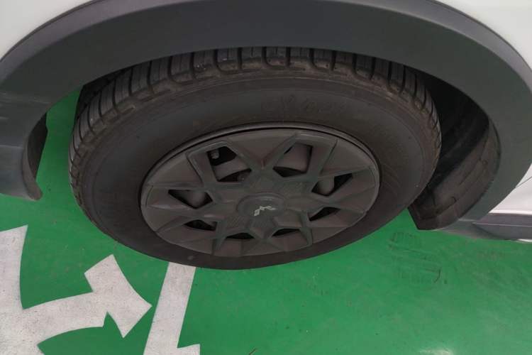 Used Wuling Hongguang MINIEV 2022 GAMEBOY 300km Enthusiast Model with Lithium Iron Phosphate Left Front Wheel Hub