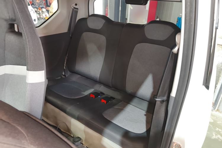 Used Wuling Hongguang MINIEV 2022 Macaron Premium Model – Lithium Iron Phosphate Left Rear Seat