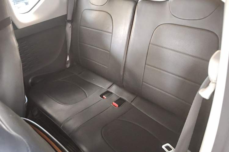 Used Wuling Hongguang MINIEV 2022 Zizai Version Lithium Iron Phosphate Left Rear Seat