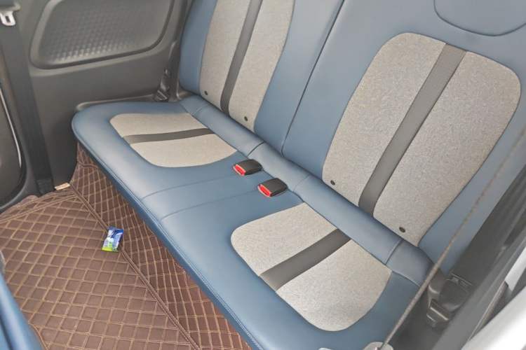 Used Wuling Hongguang MINIEV 2022 GAMEBOY 200km Gaming Edition with Lithium Iron Phosphate Left Rear Seat