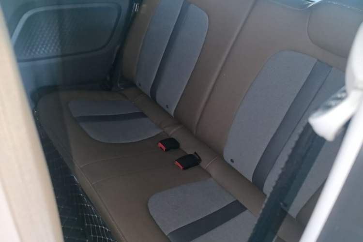 Used Wuling Hongguang MINIEV 2022 GAMEBOY 200km Gaming Edition with Lithium Iron Phosphate Left Rear Seat
