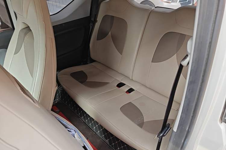 Used Wuling Hongguang MINIEV 2022 GAMEBOY 300km Enthusiast Model with Lithium Iron Phosphate Left Rear Seat