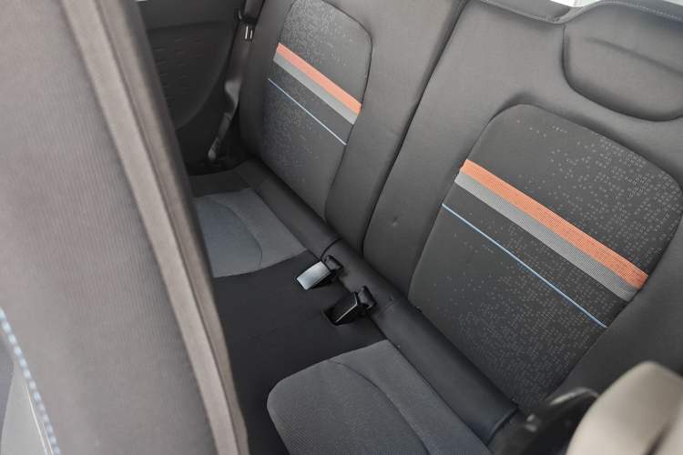 Used Wuling Hongguang MINIEV 2022 Easy Version Lithium Iron Phosphate Left Rear Seat
