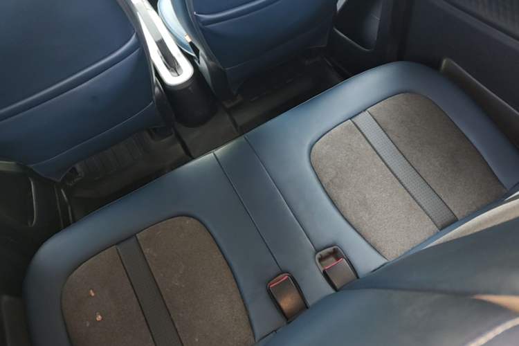 Used Wuling Hongguang MINIEV 2022 GAMEBOY 300km Enthusiast Model with Lithium Iron Phosphate Left Rear Seat