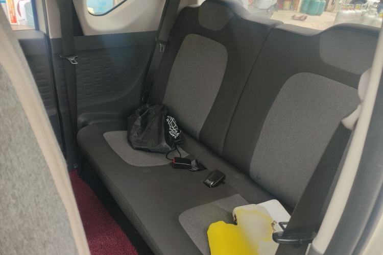 Used Wuling Hongguang MINIEV 2022 Macaron Premium Model – Lithium Iron Phosphate Left Rear Seat
