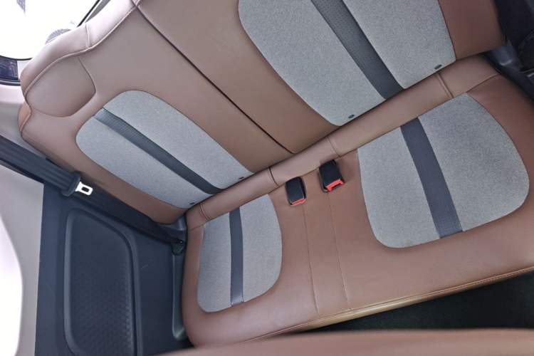Used Wuling Hongguang MINIEV 2022 GAMEBOY 200km Gaming Edition with Lithium Iron Phosphate Left Rear Seat