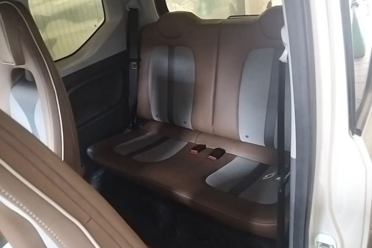 Used Wuling Hongguang MINIEV 2022 GAMEBOY 200km Gaming Edition with Lithium Iron Phosphate Left Rear Seat