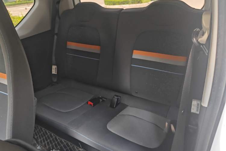 Used Wuling Hongguang MINIEV 2022 Easy Version Lithium Iron Phosphate Left Rear Seat