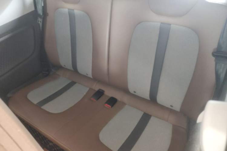 Used Wuling Hongguang MINIEV 2022 GAMEBOY 300km Enthusiast Model with Lithium Iron Phosphate Left Rear Seat