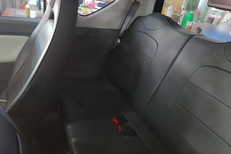 Used Wuling Hongguang MINIEV 2022 Macaron Premium Model – Lithium Iron Phosphate Left Rear Seat