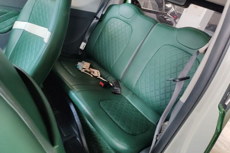 Used Wuling Hongguang MINIEV 2022 Macaron Fashion Edition Lithium-Nickel-Cobalt-Alpha-oxide Left Rear Seat