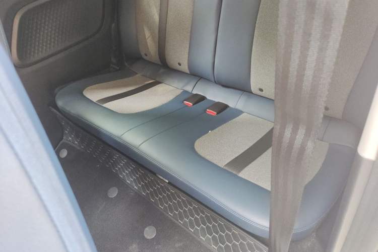 Used Wuling Hongguang MINIEV 2022 GAMEBOY 200km Gaming Edition with Lithium Iron Phosphate Left Rear Seat