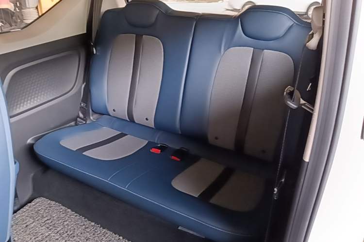 Used Wuling Hongguang MINIEV 2022 GAMEBOY 200km Gaming Edition with Lithium Iron Phosphate Left Rear Seat