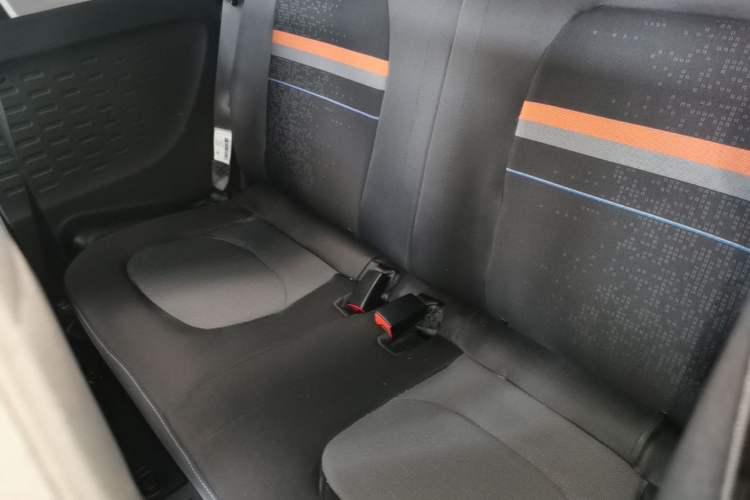 Used Wuling Hongguang MINIEV 2022 Zizai Version Lithium Iron Phosphate Left Rear Seat