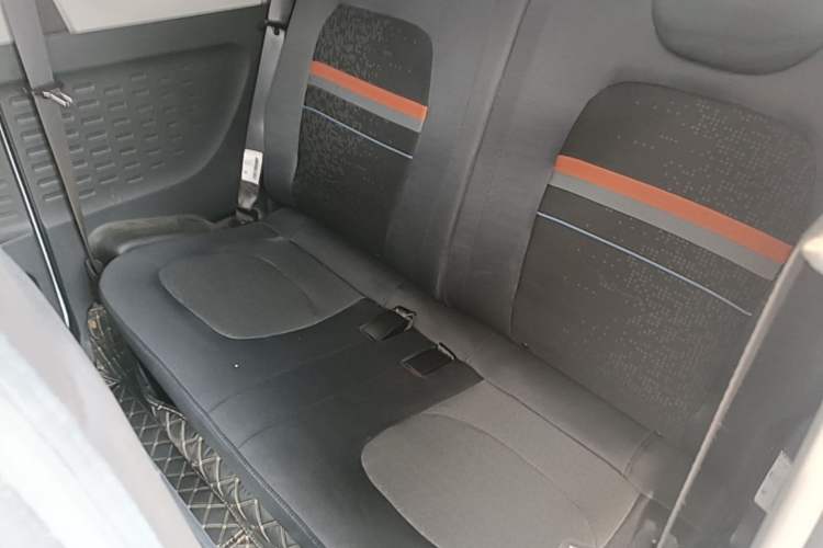 Used Wuling Hongguang MINIEV 2022 Zizai Version Lithium Iron Phosphate Left Rear Seat