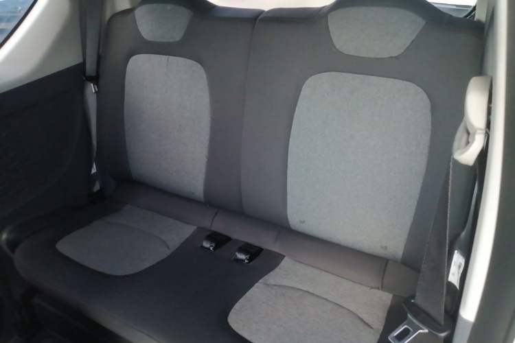 Used Wuling Hongguang MINIEV 2022 Macaron Premium Model – Lithium Iron Phosphate Left Rear Seat