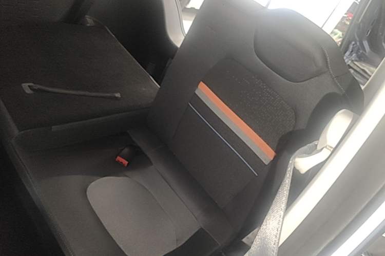 Used Wuling Hongguang MINIEV 2022 Easy Version Lithium Iron Phosphate Left Rear Seat
