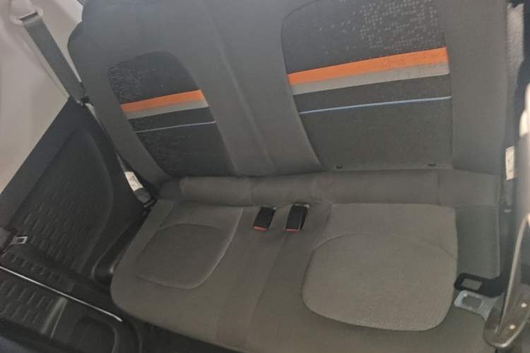 Used Wuling Hongguang MINIEV 2022 Easy Version Lithium Iron Phosphate Left Rear Seat