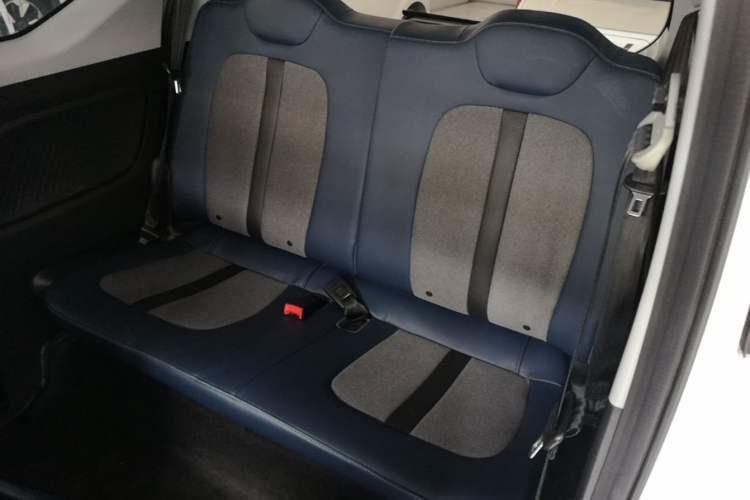 Used Wuling Hongguang MINIEV 2022 GAMEBOY 300km Enthusiast Model with Lithium Iron Phosphate Left Rear Seat