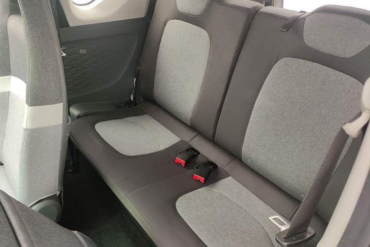 Used Wuling Hongguang MINIEV 2022 Macaron Premium Model – Lithium Iron Phosphate Left Rear Seat