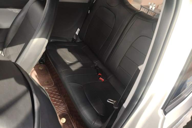 Used Wuling Hongguang MINIEV 2022 Macaron Fashion Edition Lithium-Nickel-Cobalt-Alpha-oxide Left Rear Seat