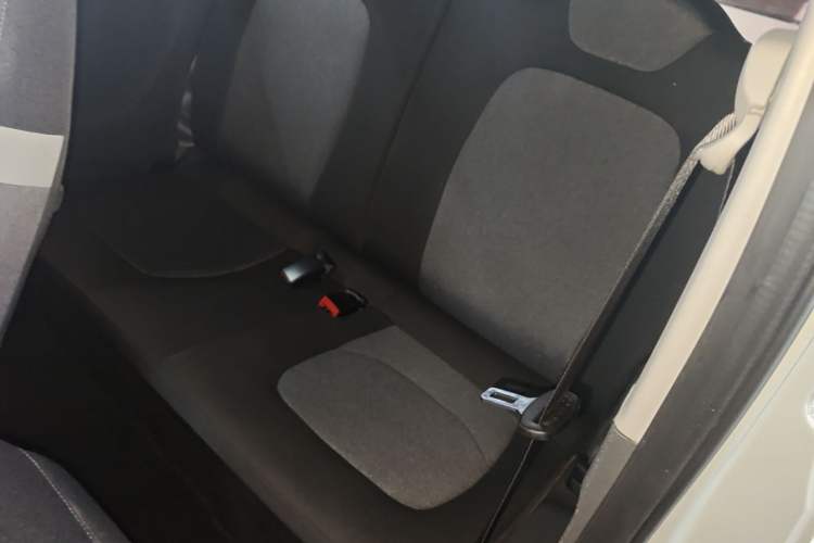 Used Wuling Hongguang MINIEV 2022 Macaron Fashion Model Lithium Iron Phosphate Left Rear Seat