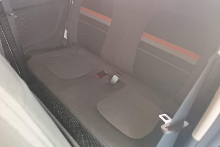 Used Wuling Hongguang MINIEV 2022 Zizai Version Lithium-NMC Left Rear Seat