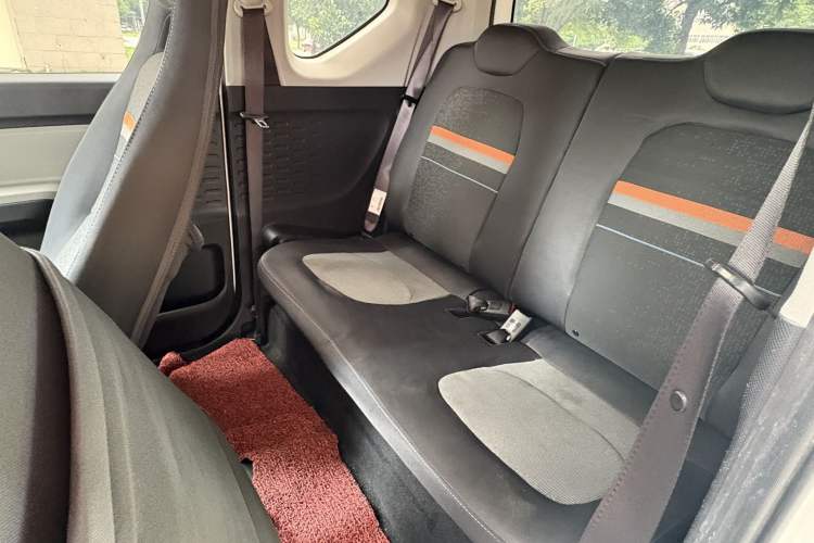Used Wuling Hongguang MINIEV 2022 Zizai Version Lithium-NMC Left Rear Seat