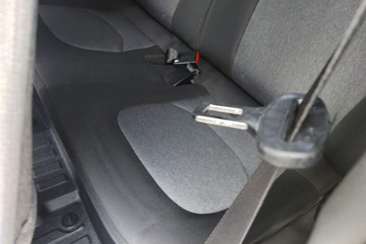 Used Wuling Hongguang MINIEV 2022 Macaron Premium Model – Lithium Iron Phosphate Left Rear Seat
