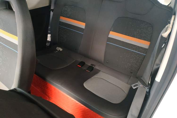 Used Wuling Hongguang MINIEV 2022 Easy Version Lithium Iron Phosphate Left Rear Seat