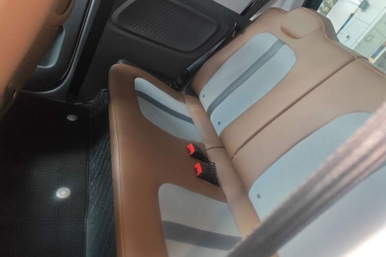 Used Wuling Hongguang MINIEV 2022 GAMEBOY 200km Gaming Edition with Lithium Iron Phosphate Left Rear Seat