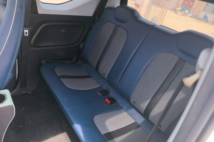 Used Wuling Hongguang MINIEV 2022 GAMEBOY 200km Gaming Edition with Lithium Iron Phosphate Left Rear Seat