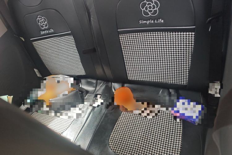 Used Wuling Hongguang MINIEV 2022 Macaron Premium Model – Lithium Iron Phosphate Left Rear Seat