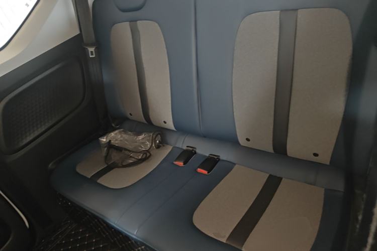 Used Wuling Hongguang MINIEV 2022 GAMEBOY 300km Enthusiast Model with Lithium Iron Phosphate Left Rear Seat