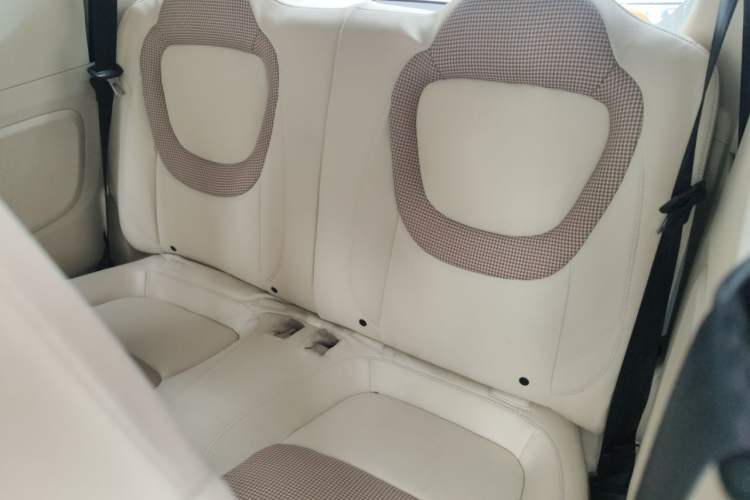 Used Wuling Hongguang MINIEV 2022 Macaron Premium Model – Lithium Ternary Battery Left Rear Seat