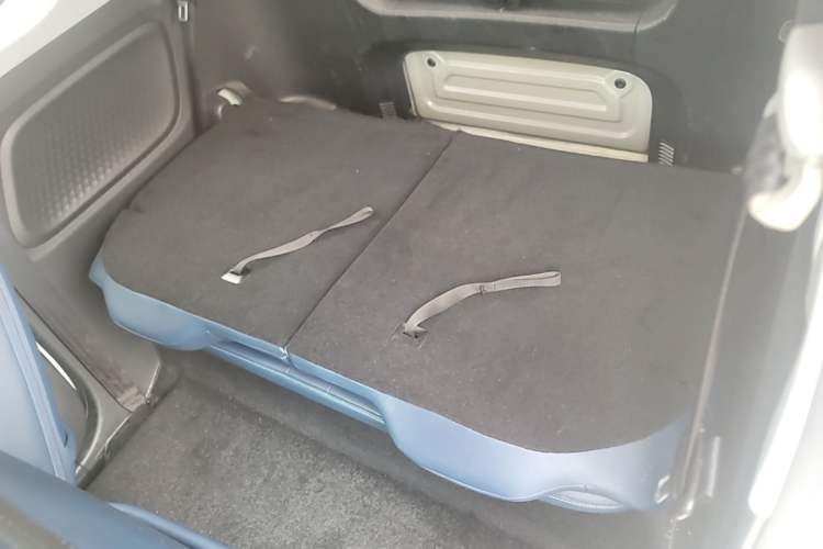 Used Wuling Hongguang MINIEV 2022 GAMEBOY 200km Gaming Edition with Lithium Iron Phosphate Left Rear Seat